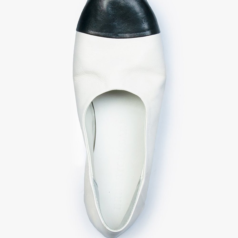 Ernesto Dolani White leather Slip on shoe with black toe - Picture 2 of 4